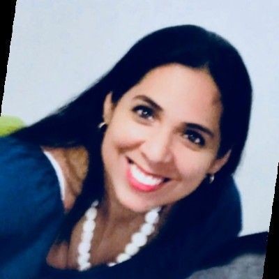 - Esmeralda Calonge / Líder CX / Menorca Inversiones